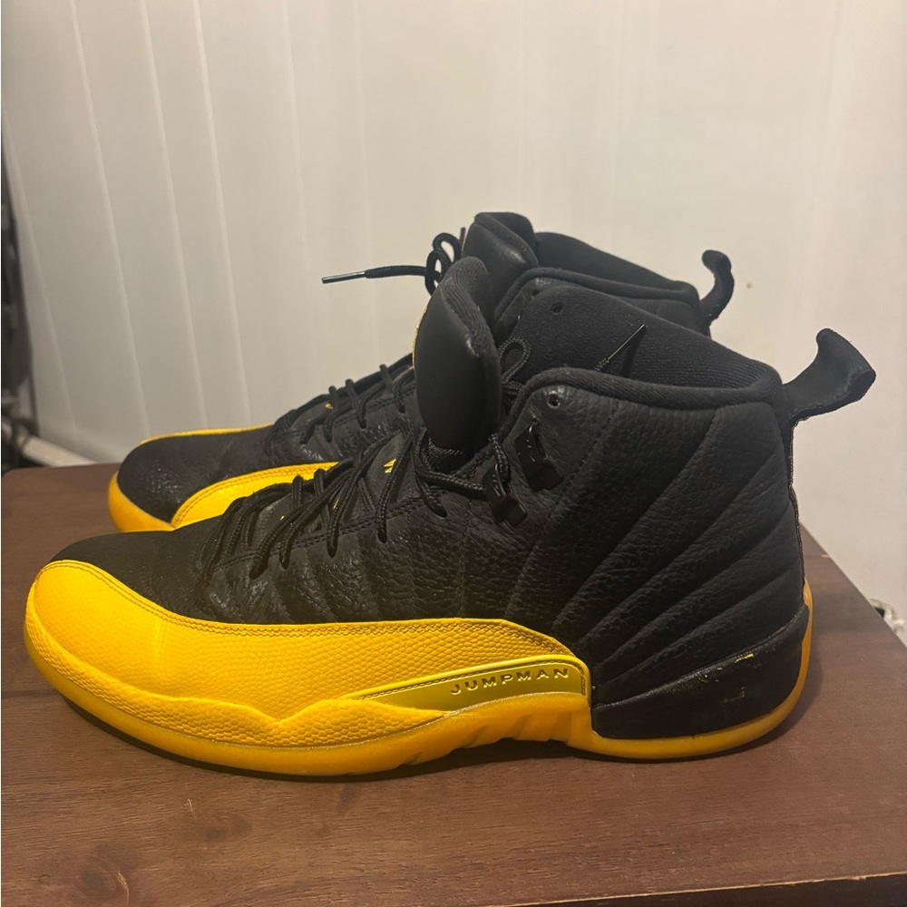 Air Jordan 12 Retro University Gold Size 13
